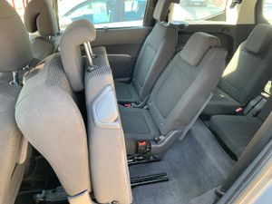 Peugeot 5008 ACTIVE eHDI 115 CV AUTOMATICO   - Foto 13