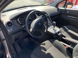 Peugeot 5008 ACTIVE eHDI 115 CV AUTOMATICO   - Foto 10