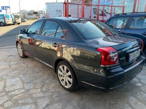 Toyota Avensis 2.2 D4D 150  - Foto 5
