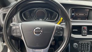 Volvo V40 2.0 D D2 R-DESING  - Foto 21
