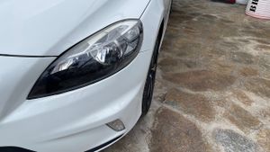 Volvo V40 2.0 D D2 R-DESING  - Foto 26