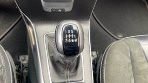 Volvo V40 2.0 D D2 R-DESING  - Foto 17