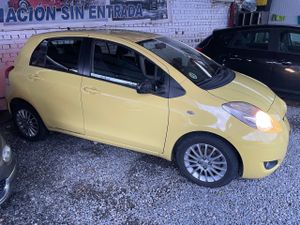 Toyota GR Yaris Yaris 5p 1.4 D-4D Sol  - Foto 3