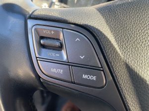 Hyundai Santa Fe 2.2 CRDI 4 WD 7 PLAZAS STYLE  - Foto 21