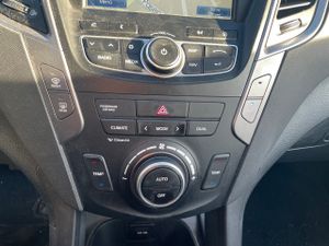 Hyundai Santa Fe 2.2 CRDI 4 WD 7 PLAZAS STYLE  - Foto 17