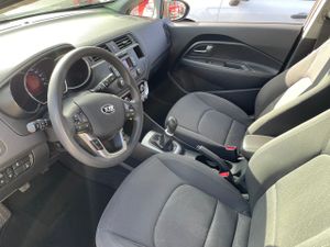 Kia Rio 5p 1.4 CVVT Drive Eco-Dynamics  - Foto 9
