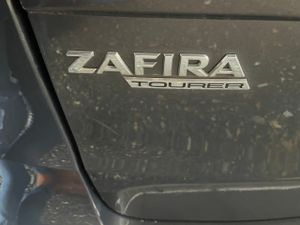 Opel Zafira Tourer Excellence 2.0 CDTI 130 CV ecoFLEX Start&Stop 7 plazas  - Foto 23