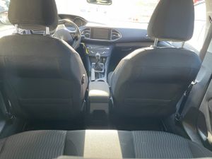 Peugeot 308 5p Active 1.2 PureTech 82  - Foto 8