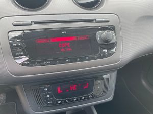 Seat Ibiza 5p 1.6 TDI CR 105 CV Style  - Foto 14