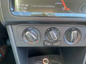 Volkswagen Polo 3p Advance 1.2 TDI 75 CV  - Foto 15