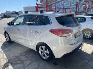 Kia Carens 1.7 CRDi VGT 141 CV x-Tech 5 plazas  - Foto 6