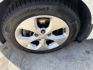 Kia Carens 1.7 CRDi VGT 141 CV x-Tech 5 plazas  - Foto 17