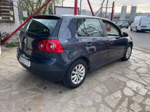 Volkswagen Golf 5p Sportline 1.6 102 CV  - Foto 5