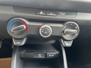 Kia Stonic 1.2 DPi 62 kW (84 CV) Concept  - Foto 15