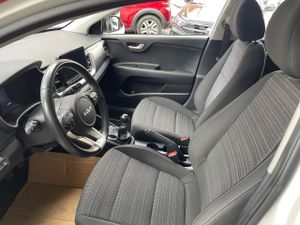 Kia Stonic 1.2 DPi 62 kW (84 CV) Concept  - Foto 10