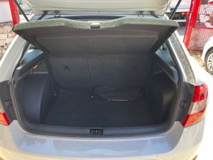 Skoda Spaceback 1.6 TDI 105 CV Ambition  - Foto 9