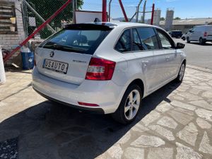 Skoda Spaceback 1.6 TDI 105 CV Ambition  - Foto 5