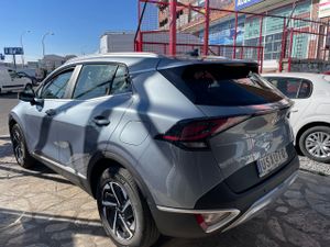 Kia Sportage 1.6 HEV HIBRIDO  DRIVE 160 CV  - Foto 6