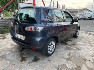 Mazda 2 1.4 ACTIVE  - Foto 5