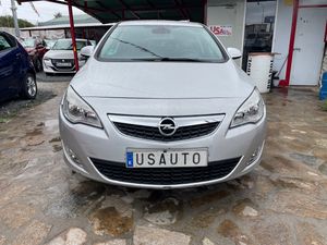 Opel Astra 1.6 115 ENJOY  - Foto 4