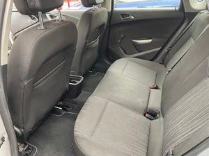 Opel Astra 1.6 115 ENJOY  - Foto 11
