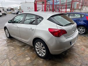 Opel Astra 1.6 115 ENJOY  - Foto 6