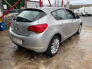Opel Astra 1.6 115 ENJOY  - Foto 5