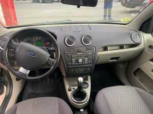 Ford Fusion 1.6 TDCI 90 TREND   - Foto 10