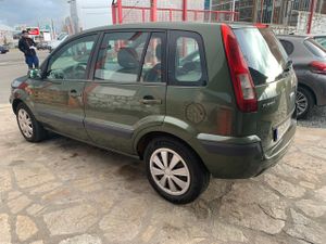 Ford Fusion 1.6 TDCI 90 TREND   - Foto 5