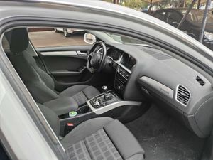 Audi A4 Avant 3.0 TDI QUATTRO  - Foto 11