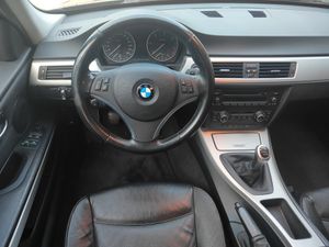 BMW Serie 3 318 D  - Foto 10