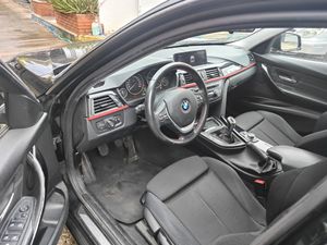 BMW Serie 3 Touring 320 D  SPORT  - Foto 9