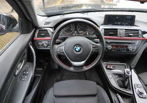 BMW Serie 3 Touring 320 D  SPORT  - Foto 10