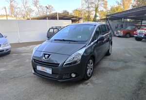 Peugeot 5008 1.6 HDI FAP ALLURE 110  - Foto 2