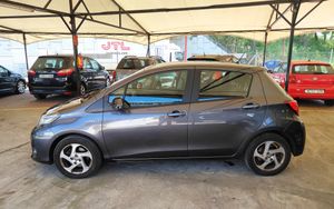 Toyota Yaris HYBRID 1.5 ACTIVE  - Foto 3