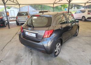 Toyota Yaris HYBRID 1.5 ACTIVE  - Foto 5