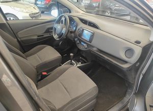 Toyota Yaris HYBRID 1.5 ACTIVE  - Foto 11