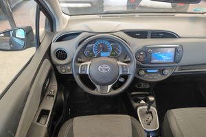 Toyota Yaris HYBRID 1.5 ACTIVE  - Foto 10