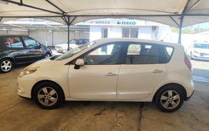 Renault Scénic 1.5 DCI DYNAMIQUE EDC  AUT. 110  - Foto 3