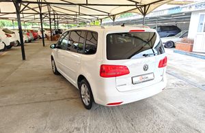 Volkswagen Touran 1.6 TDI ADVANCE   - Foto 6