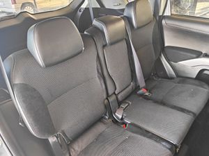 Mitsubishi Outlander 220 DI-D MOTION SST  - Foto 13