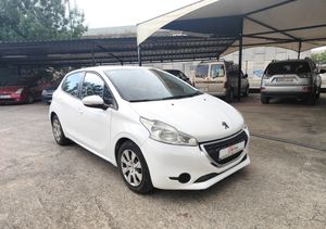 Peugeot 208 1.4HDI ACTIVE 5P   68  - Foto 4