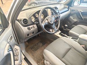 Toyota Rav4 2.0 VVTI  SOL 4X4  - Foto 9