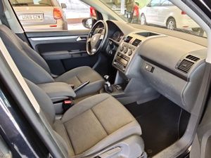 Volkswagen Touran 1.9 TDI EDITION 105  - Foto 12