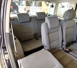 Volkswagen Touran 1.9 TDI EDITION 105  - Foto 18