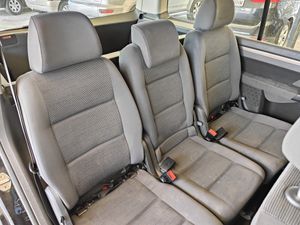 Volkswagen Touran 1.9 TDI EDITION 105  - Foto 14