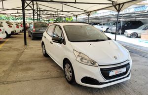 Peugeot 208 XAD  1.6 BLUE HDI  7 ECO  - Foto 4