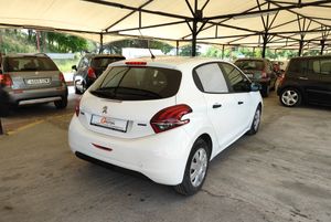 Peugeot 208 XAD  1.6 BLUE HDI  7 ECO  - Foto 5