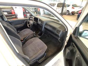 Volkswagen Golf 1.6 CL  5P  - Foto 11