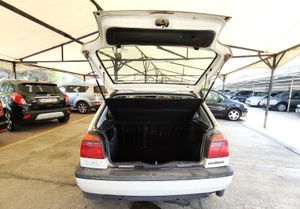 Volkswagen Golf 1.6 CL  5P  - Foto 14